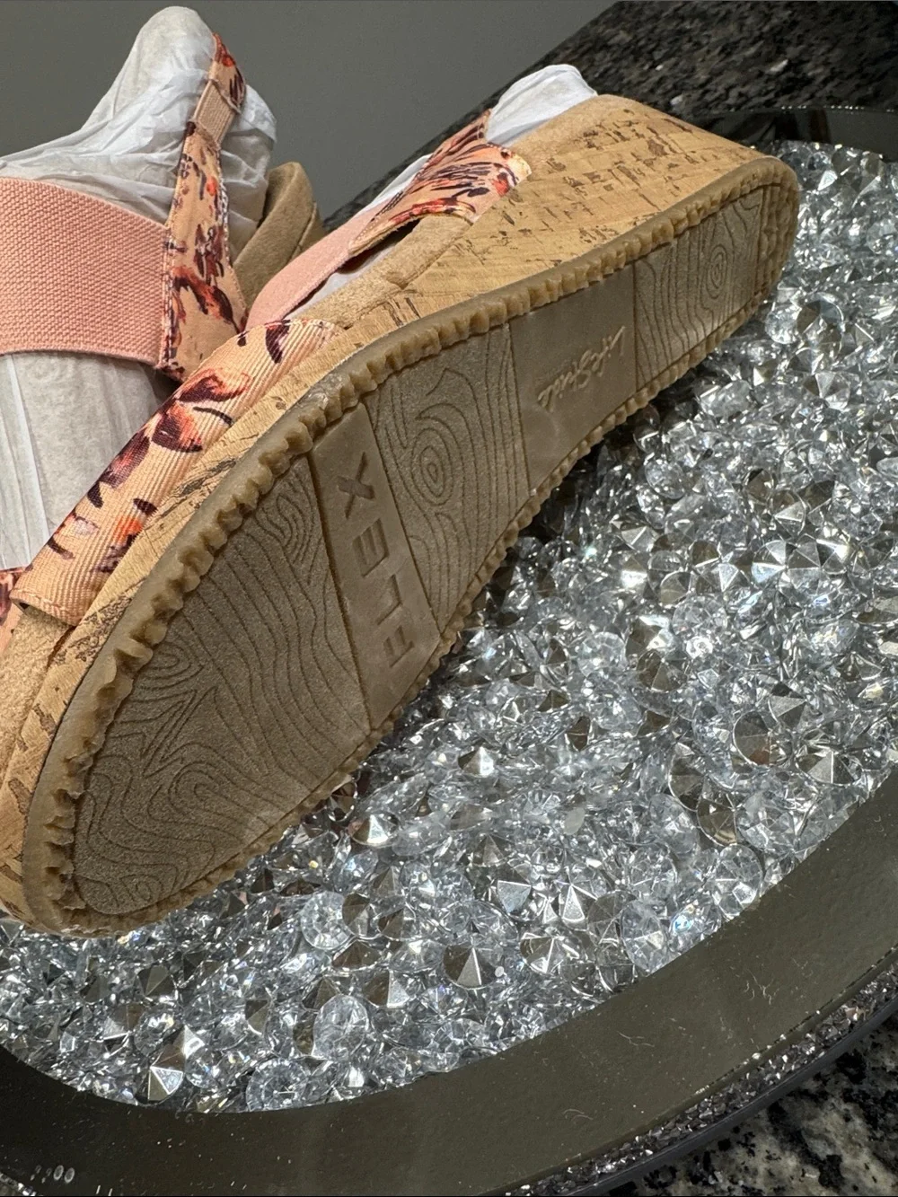 Life Stride Peach Floral Elastic Strap cork Wedge Sandals NEW 9